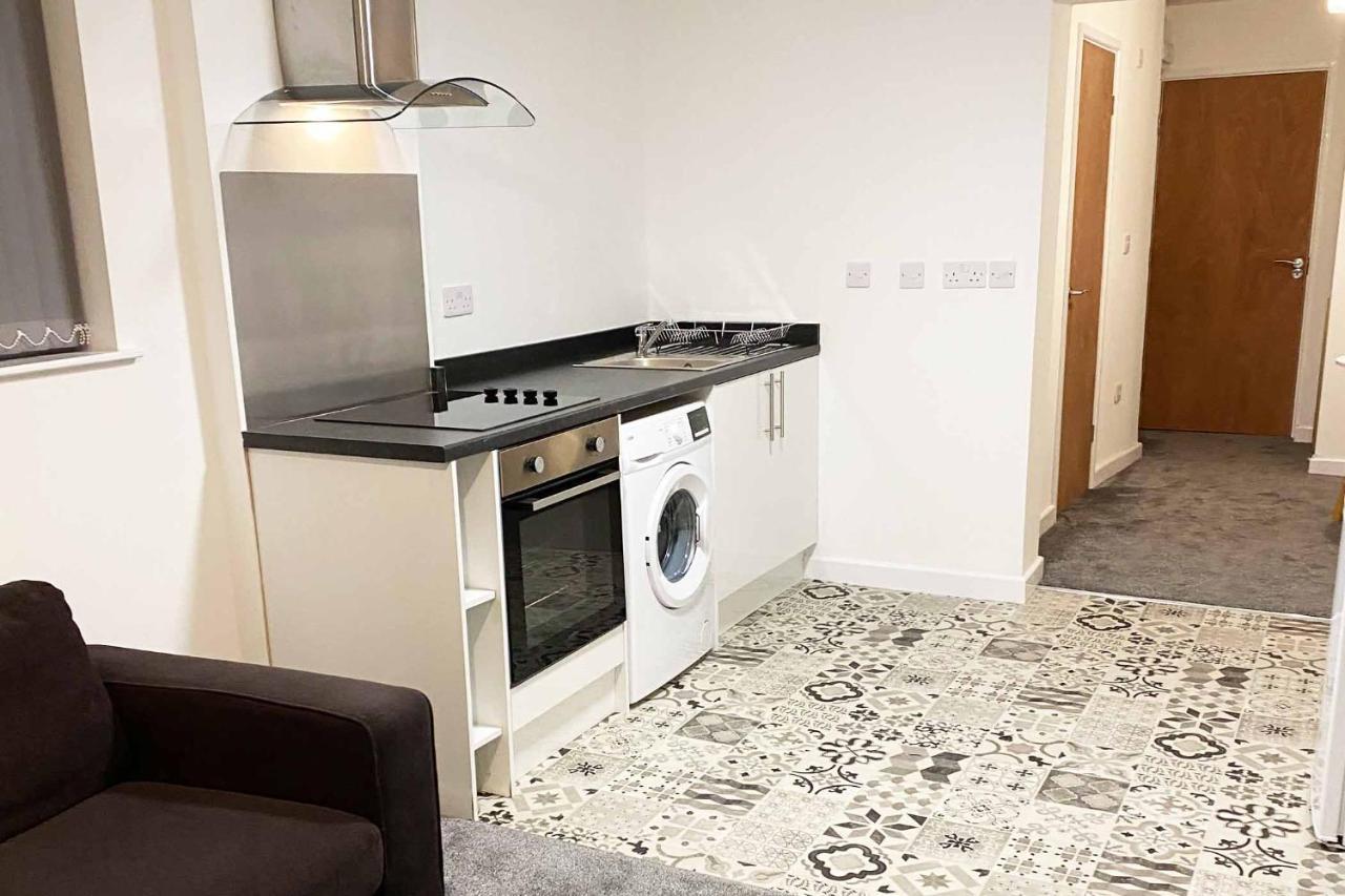 Clock Face Sutton Contractor Accommodation - Warrington, St Helens מראה חיצוני תמונה